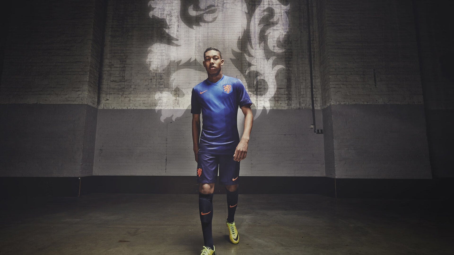 爱游戏体育（AYX）官方APP下载-弗兰：全黑队的“多面手”，无论防守还是进攻，他都能为队友提供支持